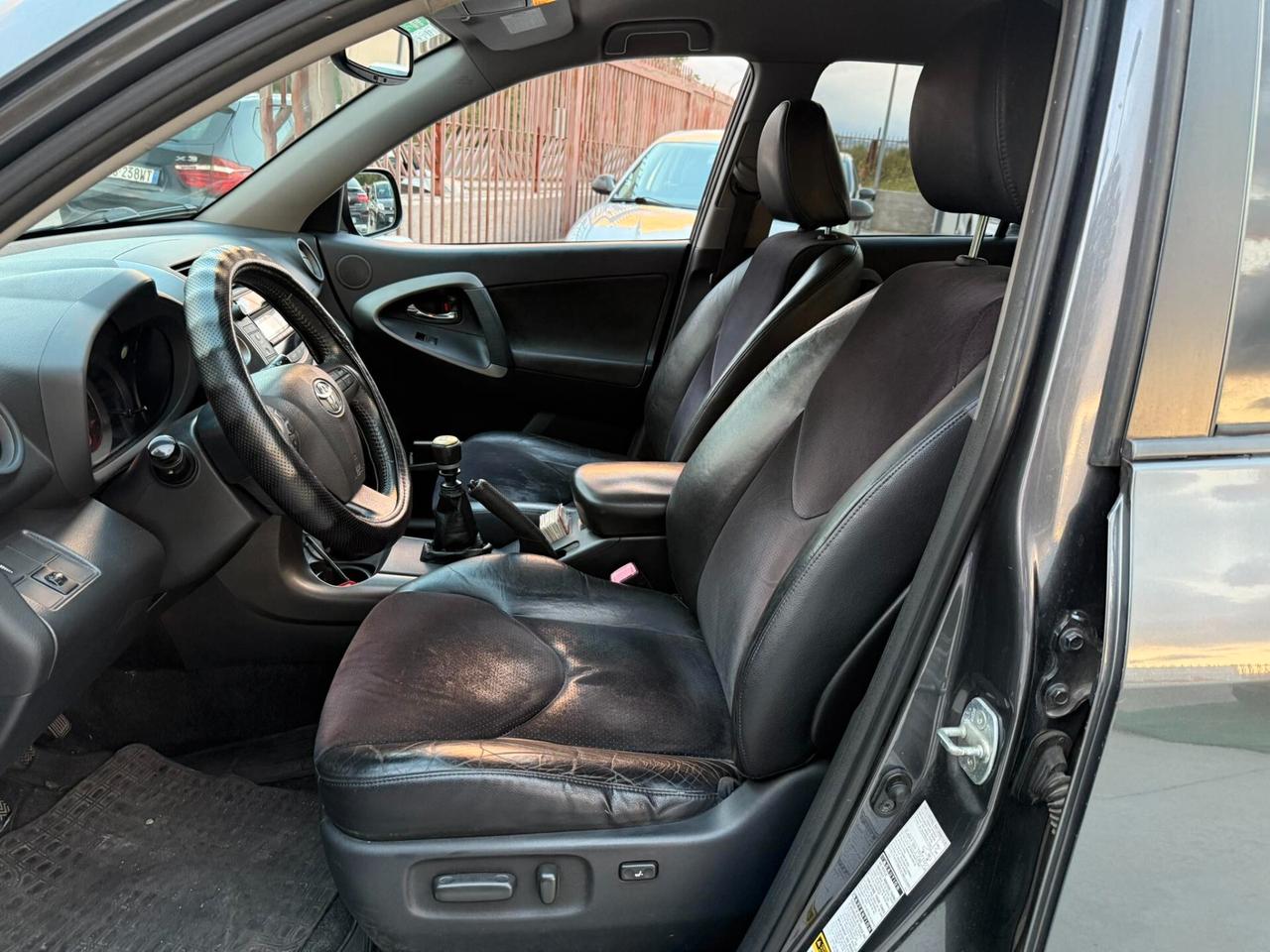 Toyota RAV 4 Crossover 2.2 D-4D 4x4 -Unicoproprietario-