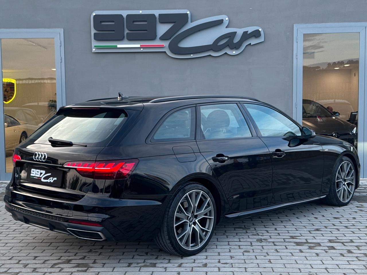 Audi A4 Avant 35 TDI/163 CV S tronic line edition UNI PRO