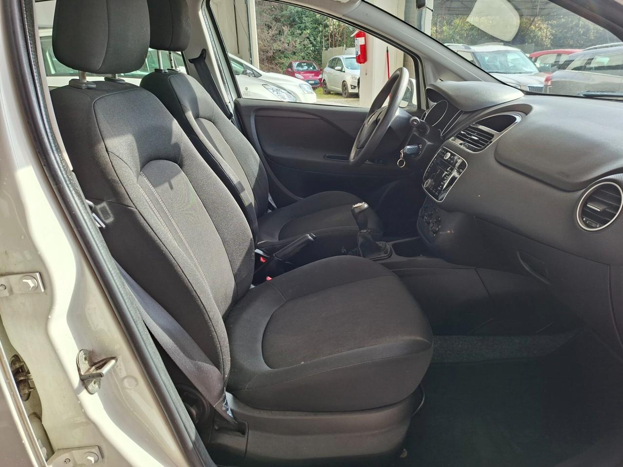 Fiat Punto 1.3 MJT II S&S 95 CV 5 porte Street