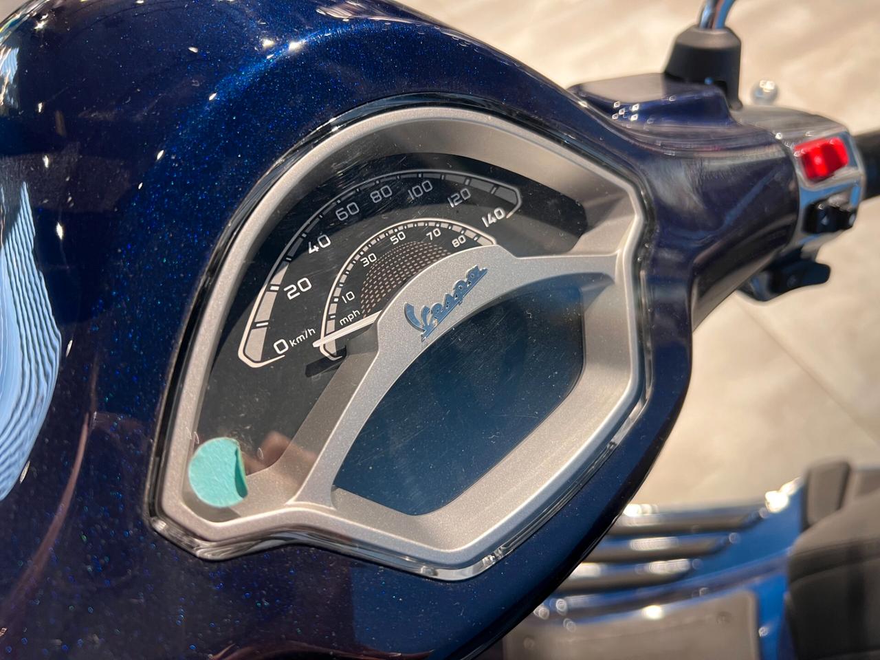 Vespa Primavera 125
