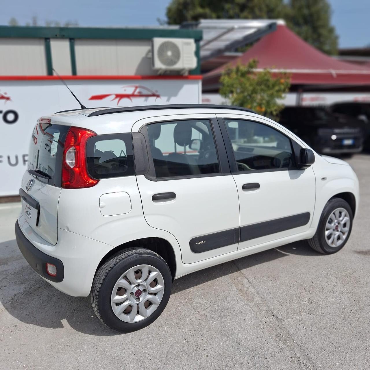 FIAT PANDA 0.9 TwinAir METANO DI SERIE