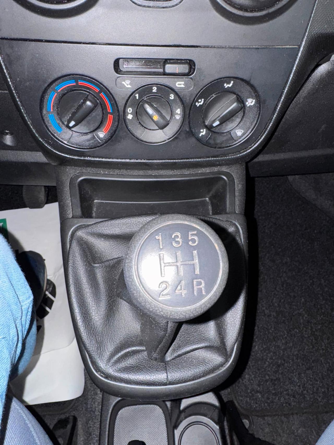Peugeot Bipper Tepee 1.3 HDi 75 FAP Outdoor
