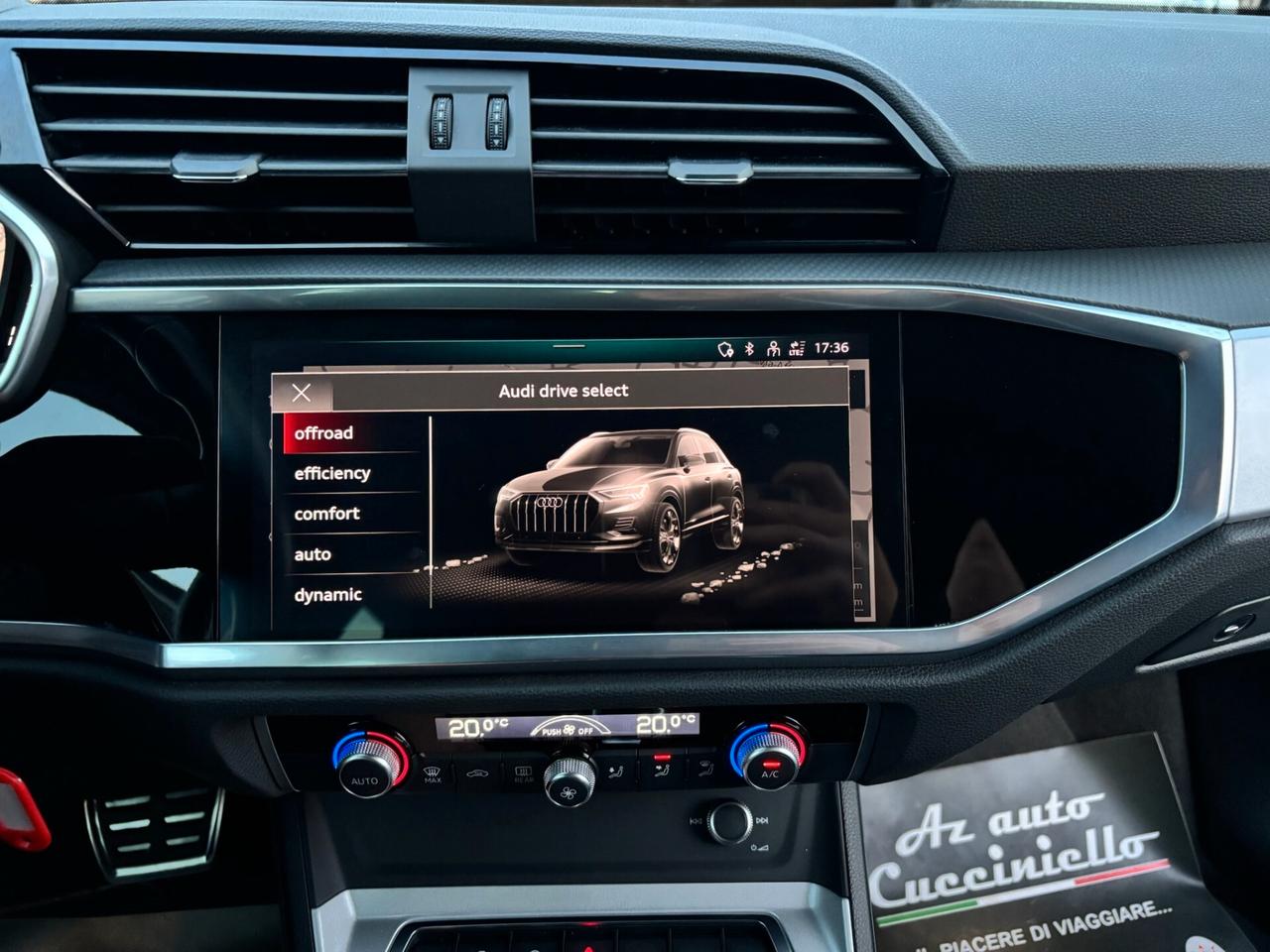 Audi Q3 35 TDI quattro S tronic line edition MY 22 KM 98.000 -BLACK