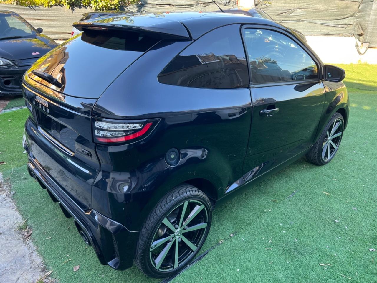 Aixam gti ambition black full 2024 8000 km