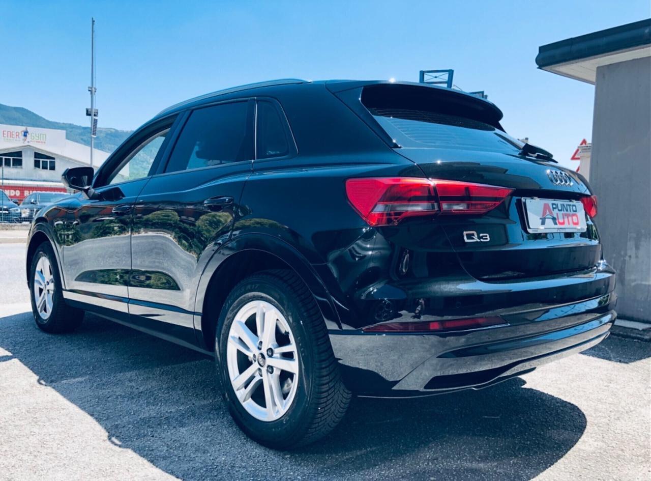Audi Q3 35 TDI S tronic Business plus