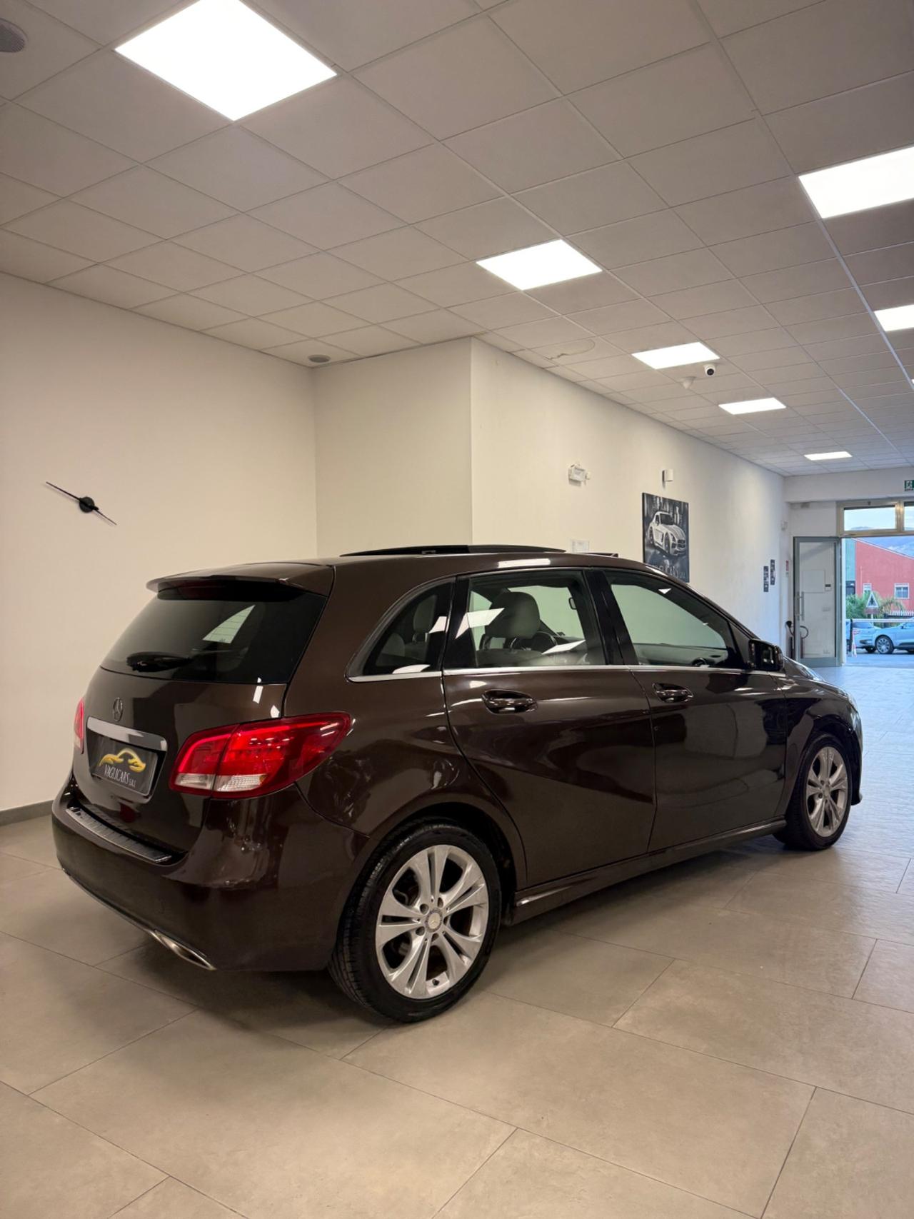 Mercedes-benz B 180 d Automatic Premium