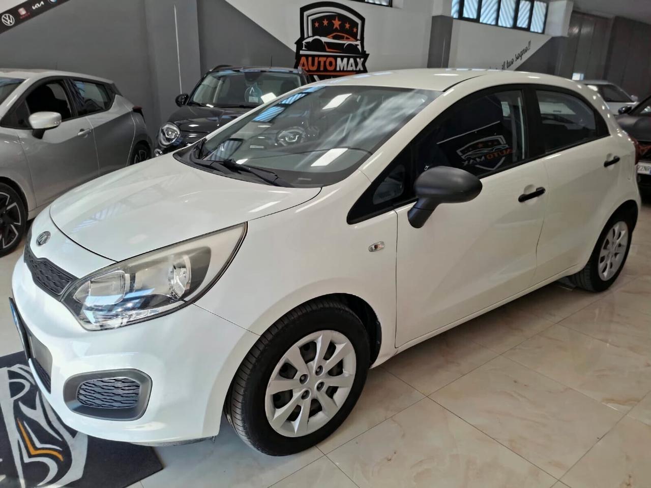 Kia Rio 1.1 CRDi 75cv WGT LX 2012