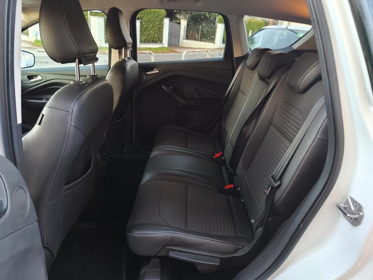 Ford Kuga 1.5 EcoBoost 120 CV S&S 2WD Titanium