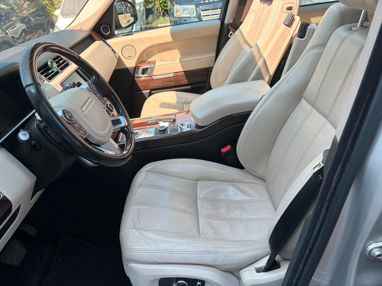 Land Rover Range 3.0 TDV6 Autobiography