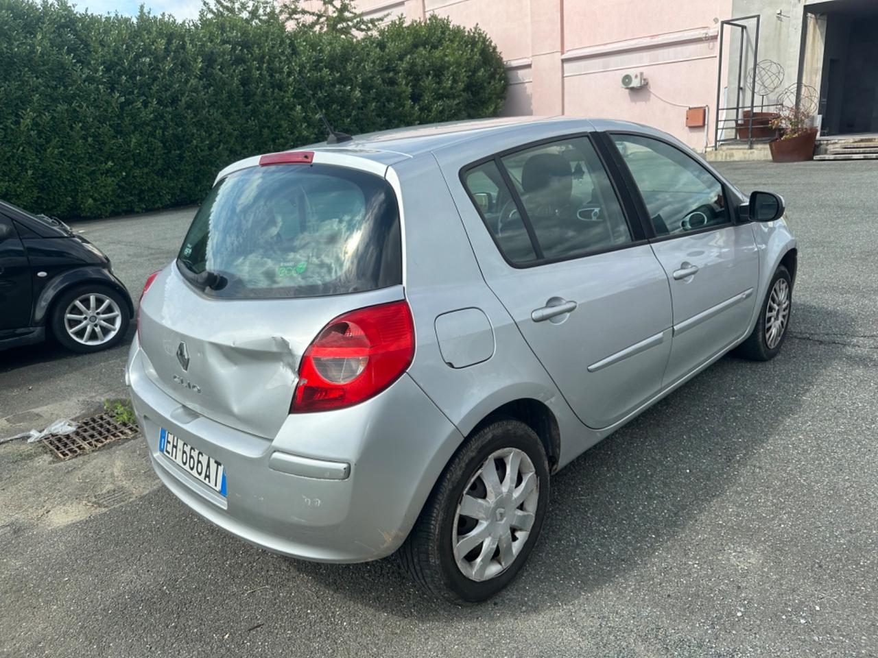 Renault Clio 1.2 16V 5 porte GPL Dynamique