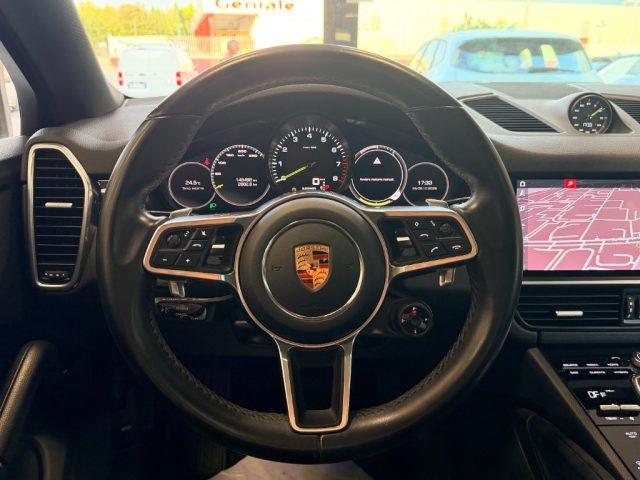 PORSCHE Cayenne Coupé 3.0 V6 E-Hybrid