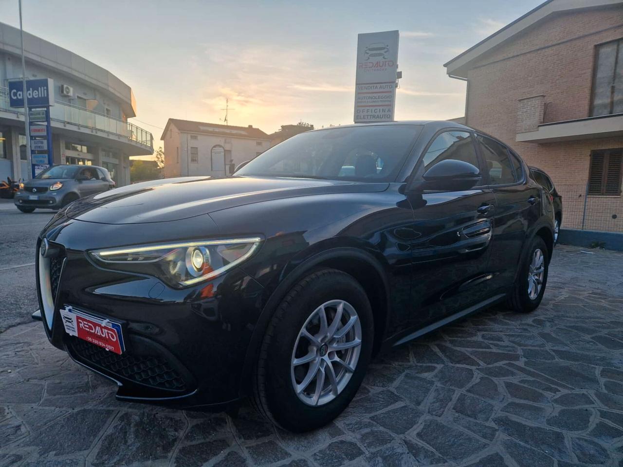 Alfa Romeo Stelvio 2.2 Turbodiesel 160 CV AT8 RWD Business