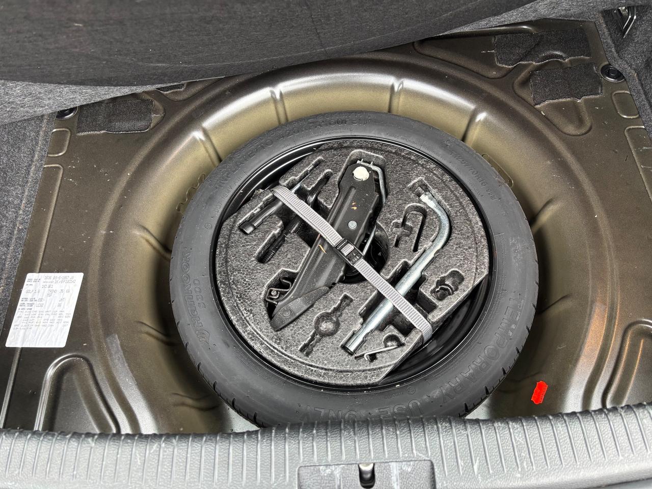 Volkswagen Golf 1.6 5p. United ok neopatentati