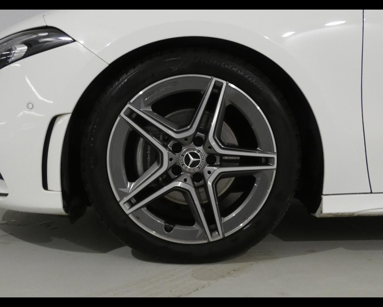 Mercedes-Benz Classe A (W177) - A 180 d Automatic Premium