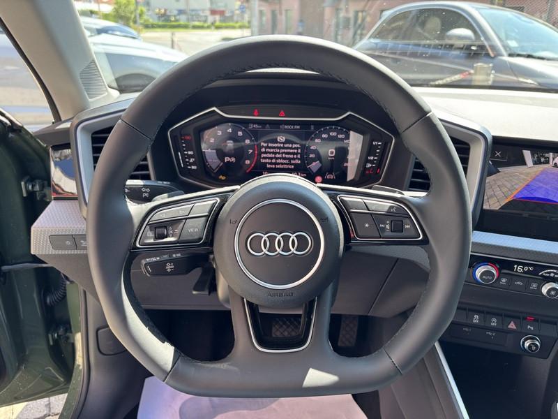 Audi A1 Sportback 30 1.0 tfsi S Line Edition 116cv s-tronic LED-PHONE APPS-17"