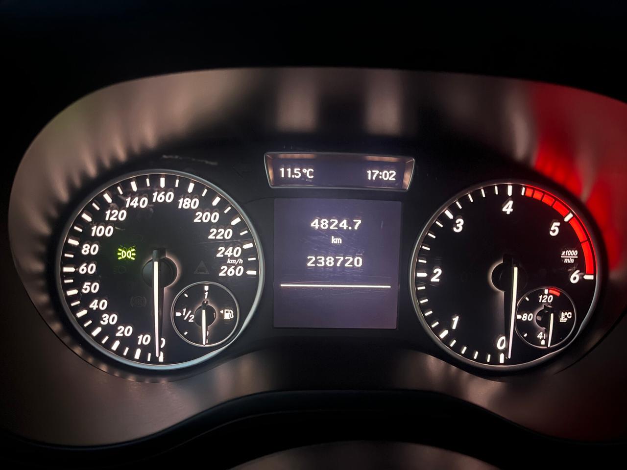 Mercedes-benz B 180 CDI BlueEFFICIENCY Executive - Si Permuta - Ok Neopatentati