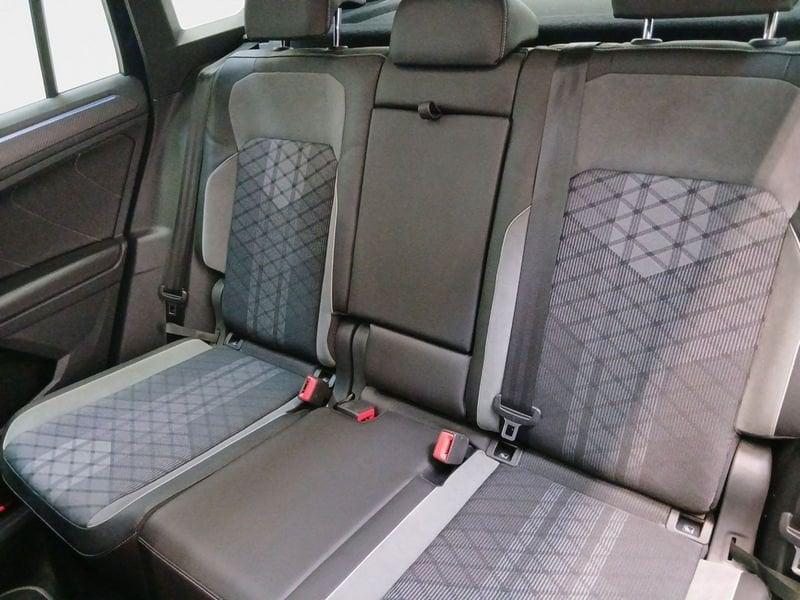 Volkswagen Tiguan 2.0 tdi R-Line 4motion 150cv dsg