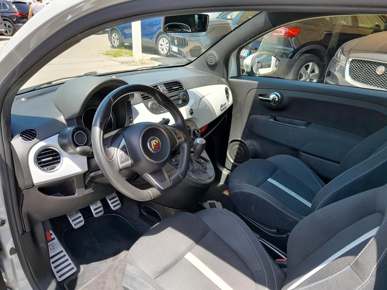 Abarth 595 1.4 Turbo T-Jet 140 CV