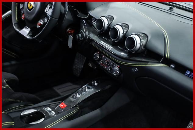FERRARI F12 berlinetta | FULL CARBON SPEC |