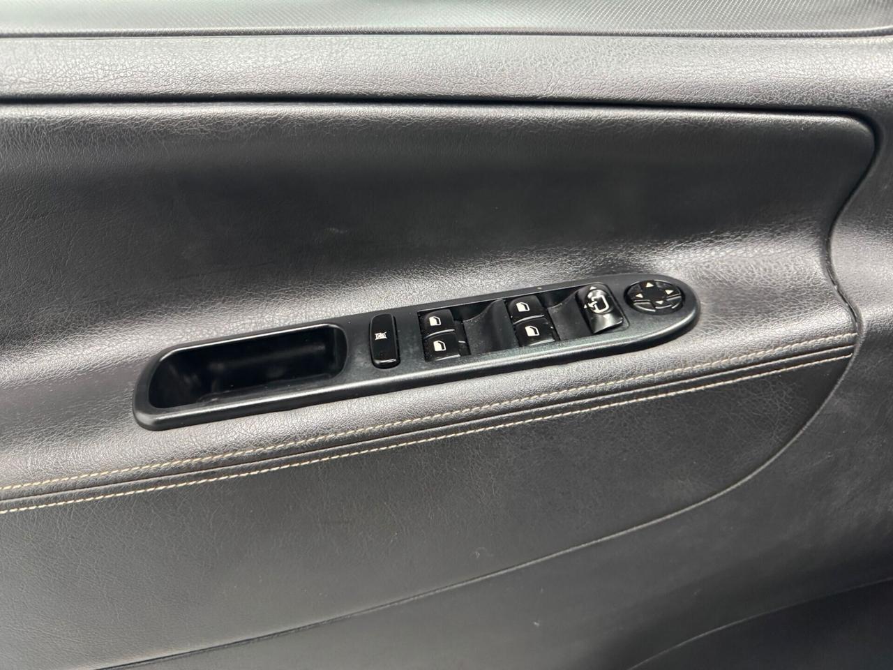 Peugeot 207 1.6 8V HDi 112CV SW Outdoor