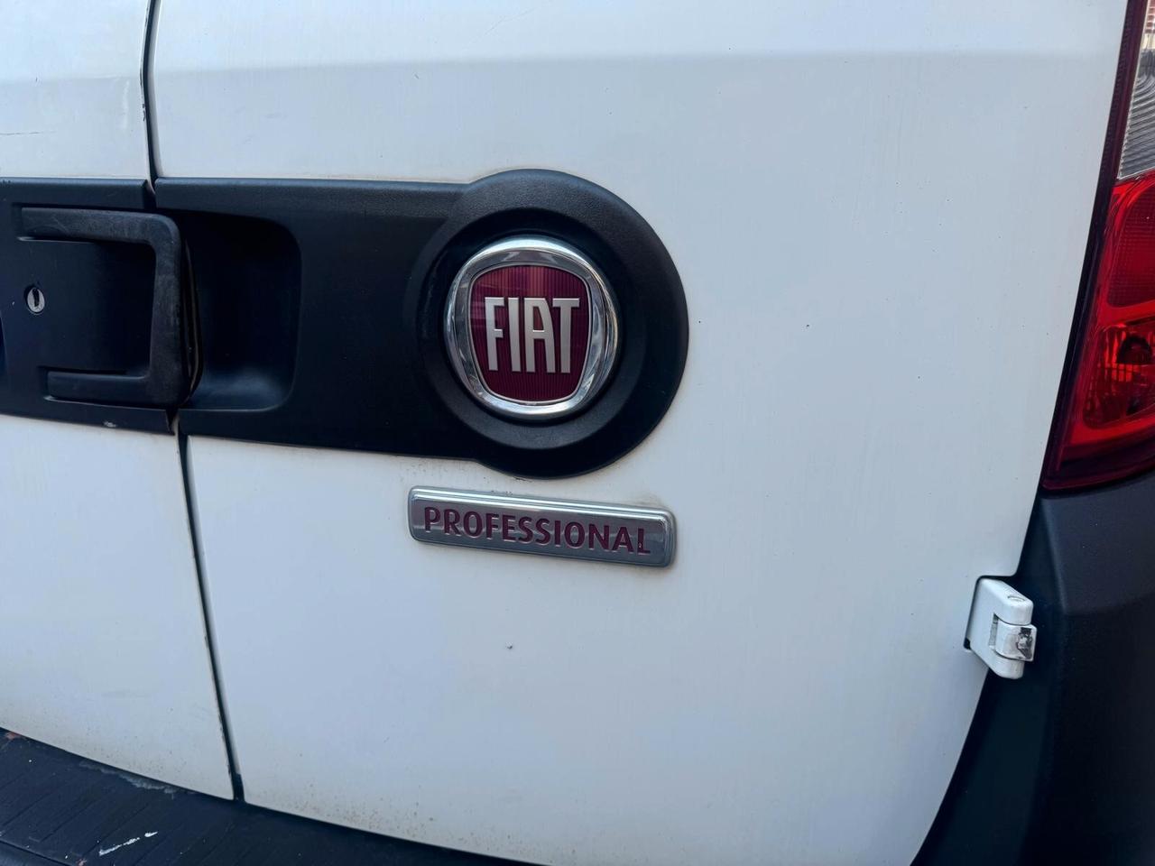 Fiat Doblò 2018 1.6 Diesel 16V 120CV Easy