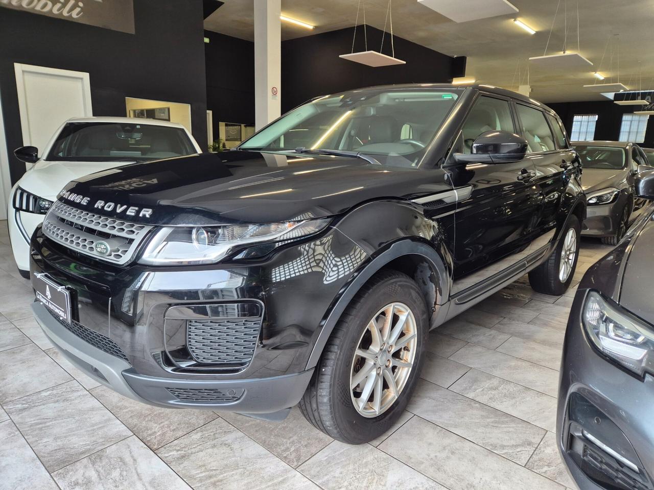 Land Rover Range Evoque 2.0 TD4 150 CV 5p. Pure
