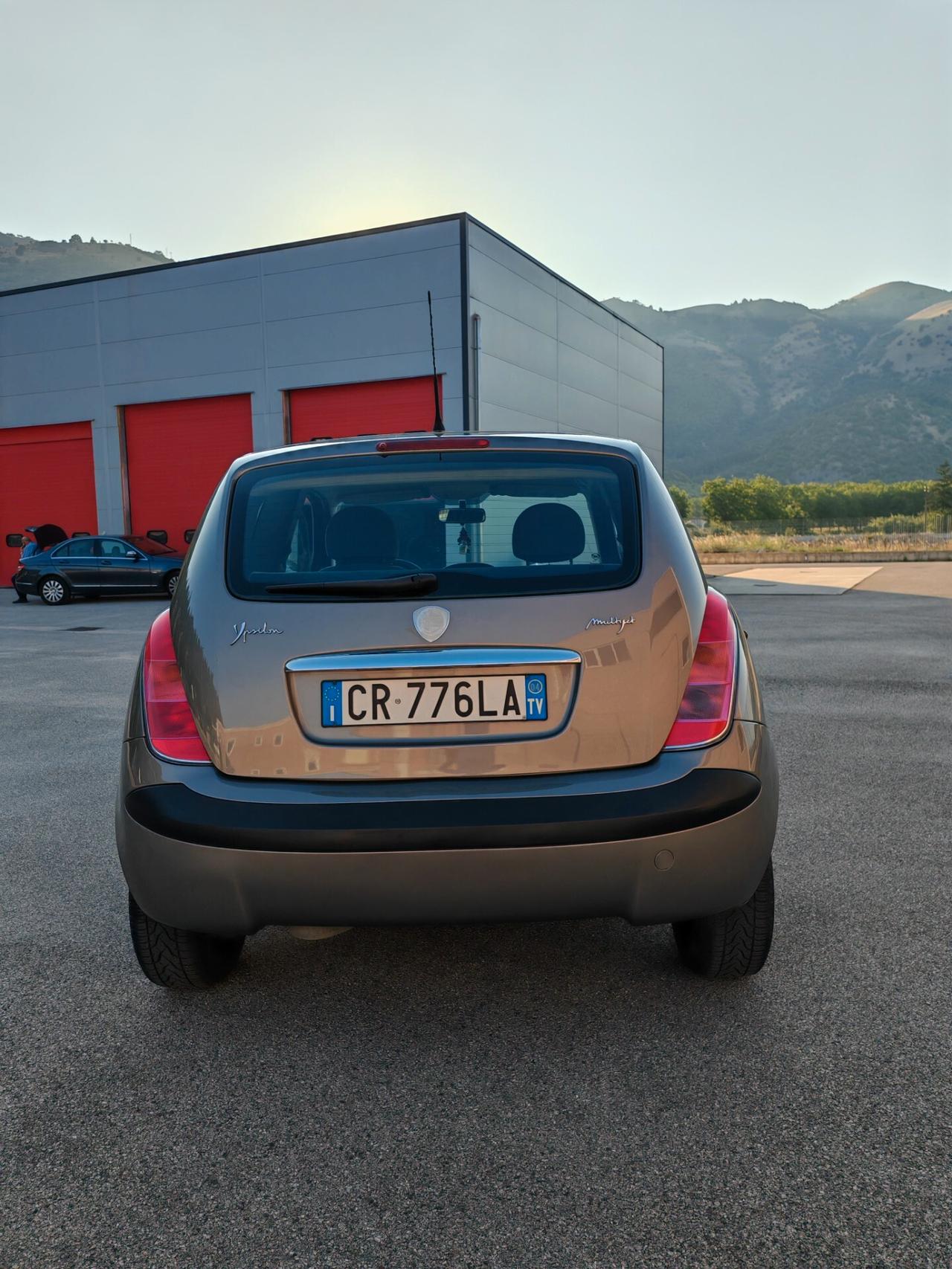 Lancia Ypsilon 1.3 Multijet 16V Platino