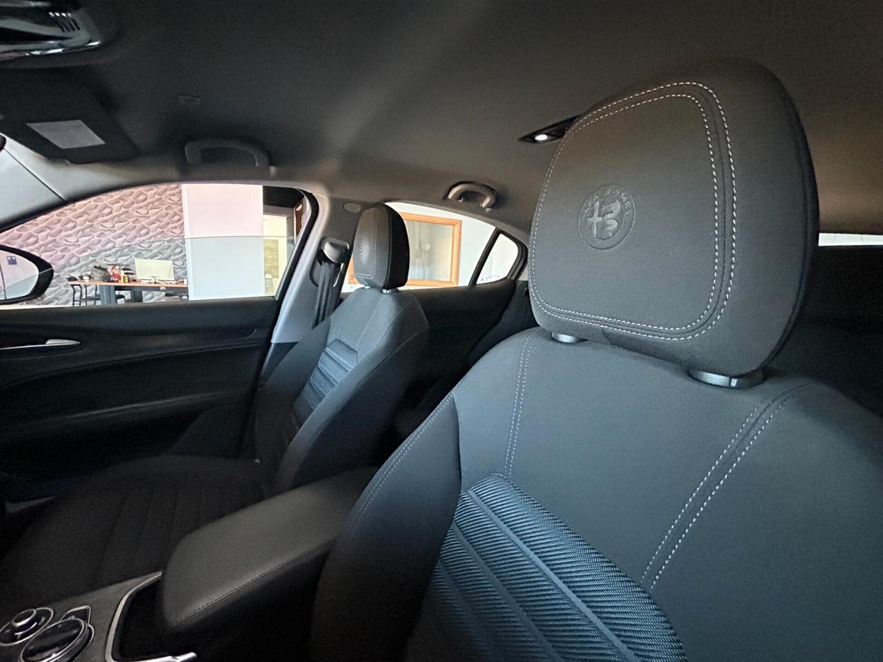 Alfa Romeo Stelvio 2.2 Turbodiesel 160 CV AT8 RWD Business