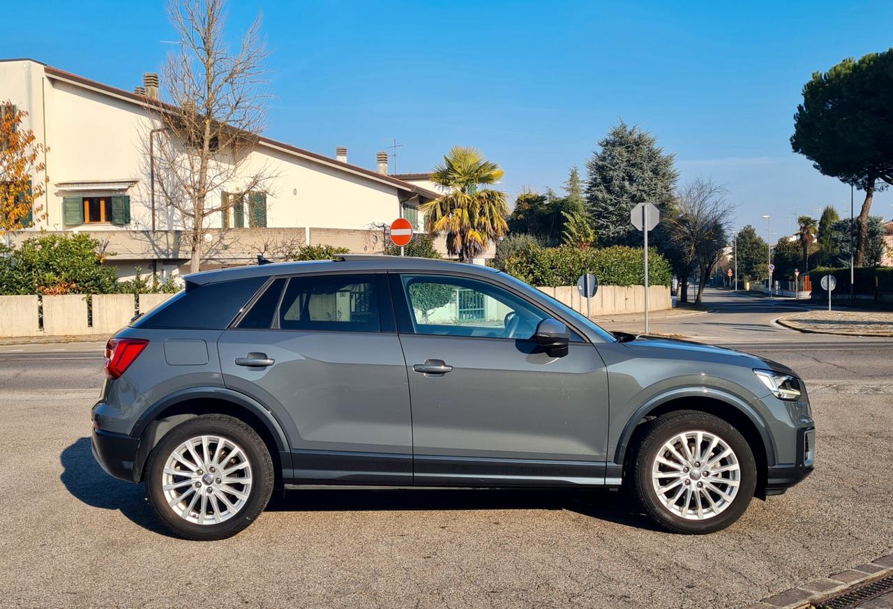 Audi Q2 1.0 TFSI S tronic Design Tetto Apribile