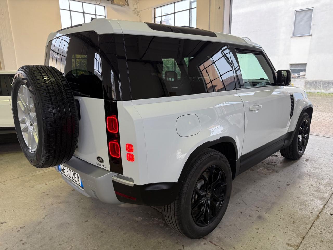 Land Rover Defender 90 3.0D I6 300 CV AWD Auto S