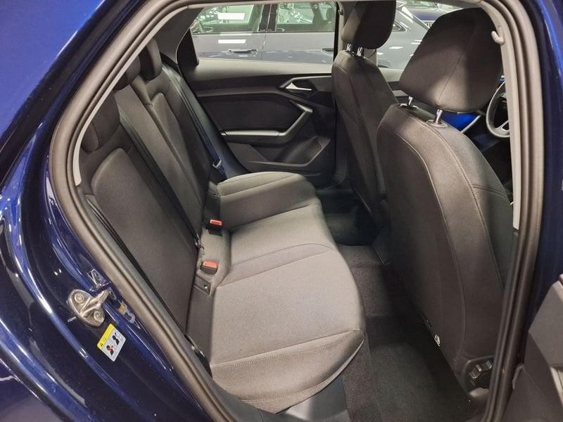 Audi A1 A1 allstreet 30 TFSI S tronic Identity Contrast