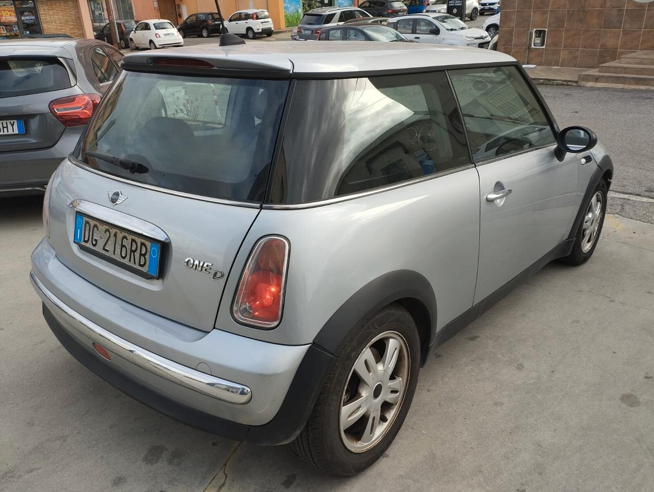 Mini Mini 1.4 tdi One D de luxe