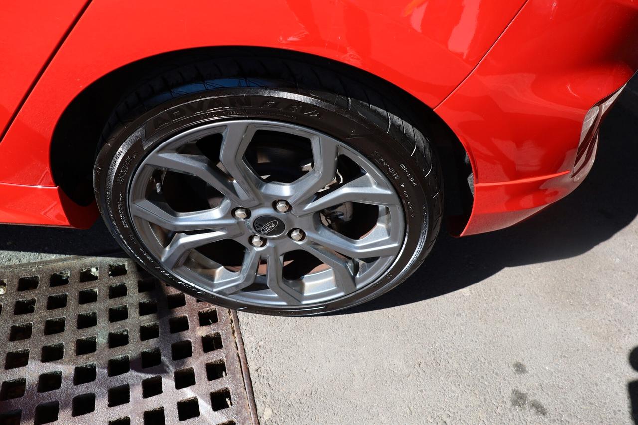 FORD FIESTA 1.0 ECOBOOST ST-Line KM 80.000 neopatentati