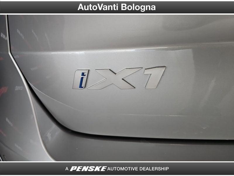 BMW iX1 eDrive 20 X-Line