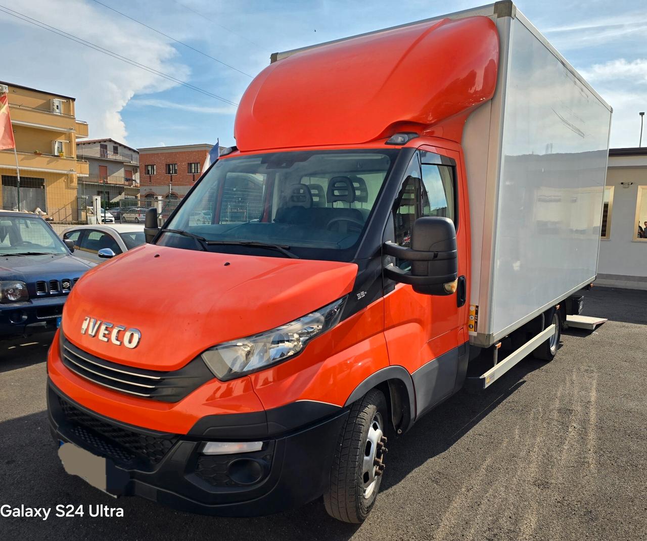 Iveco Furgone e Pedana