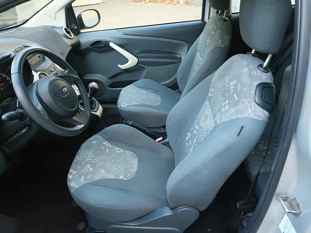 Ford Ka 1.2 8V 69 CV Black&White Edition