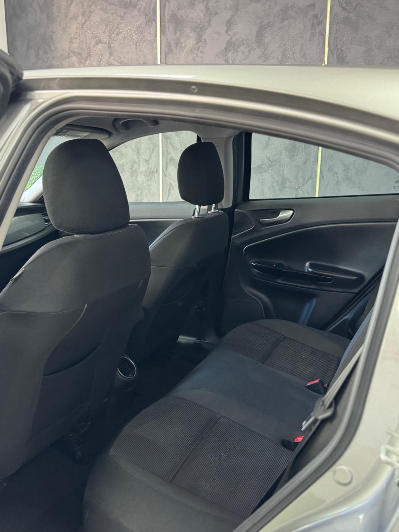 Alfa Romeo Giulietta 1.6 JTDm-2 105 CV Exclusive