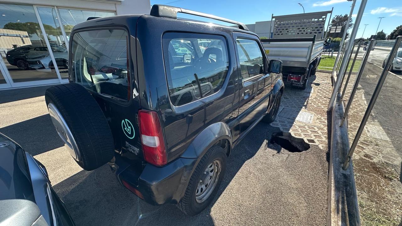 Suzuki Jimny 1.5 DDiS cat 4WD JLX Più