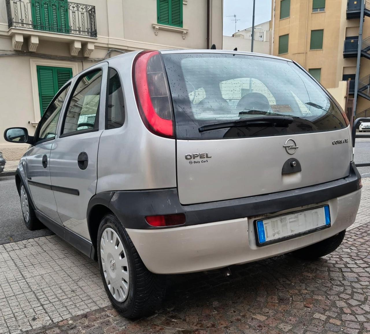 Opel Corsa 1.2i 16V cat 5 porte