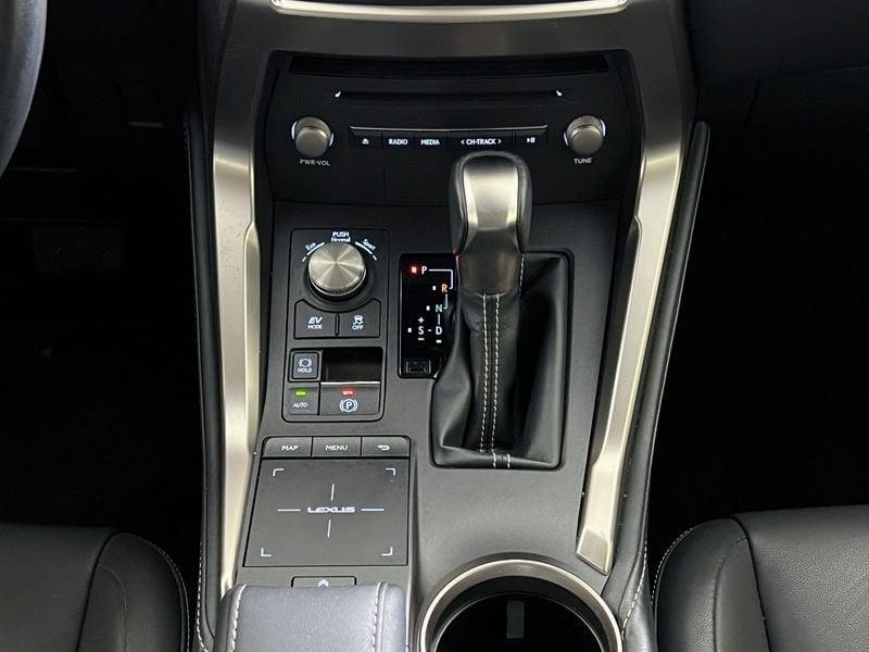 Lexus NX NX 300h 2.5 Business 2wd cvt