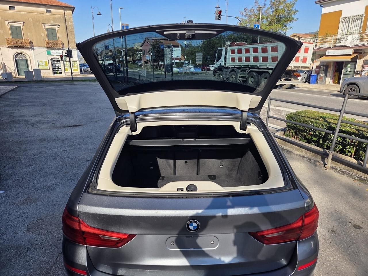 BMW 520D TOURING SPORT 2.0 190CV AUTOM XENON-2018