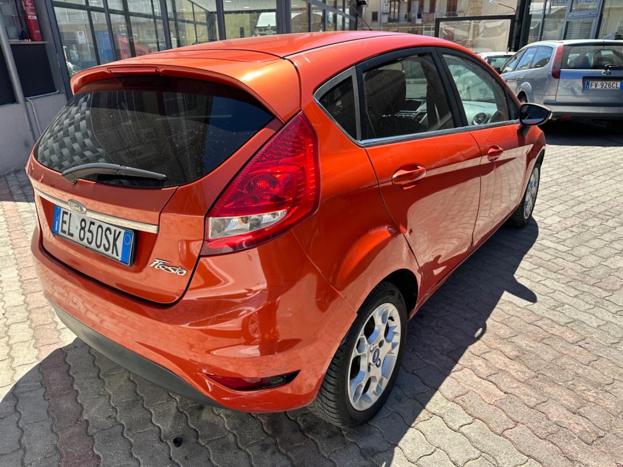 Ford Fiesta 1.4 TDCi 70CV 5 porte Titanium