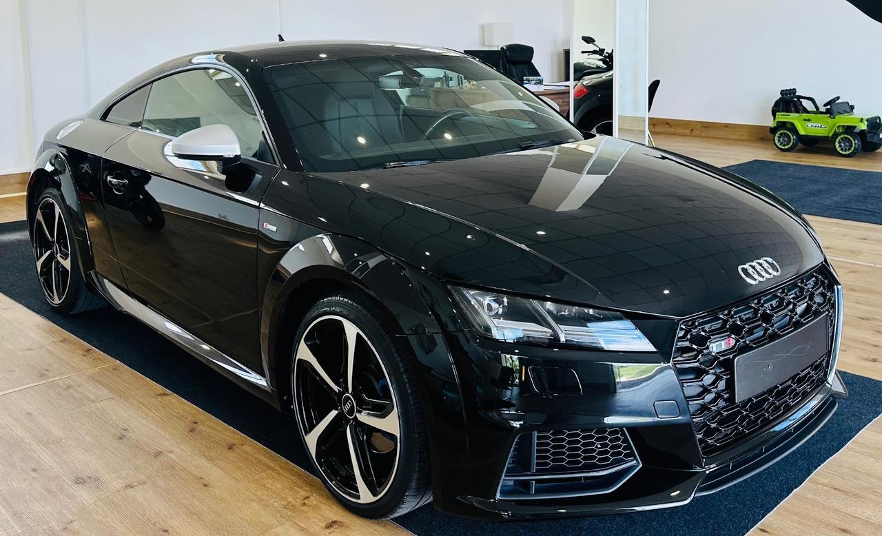 Audi TT 2.0 tfsi s Line