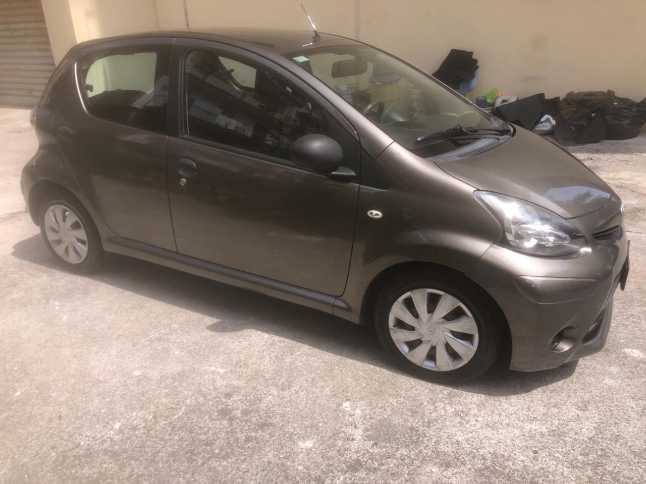 Toyota Aygo 1.0 12V VVT-i 5 porte 03/2014
