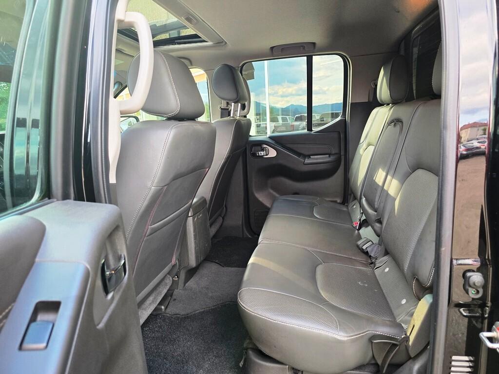 Nissan Navara 3.0 V6 DCI 231CV "LE" DA VETRINA!