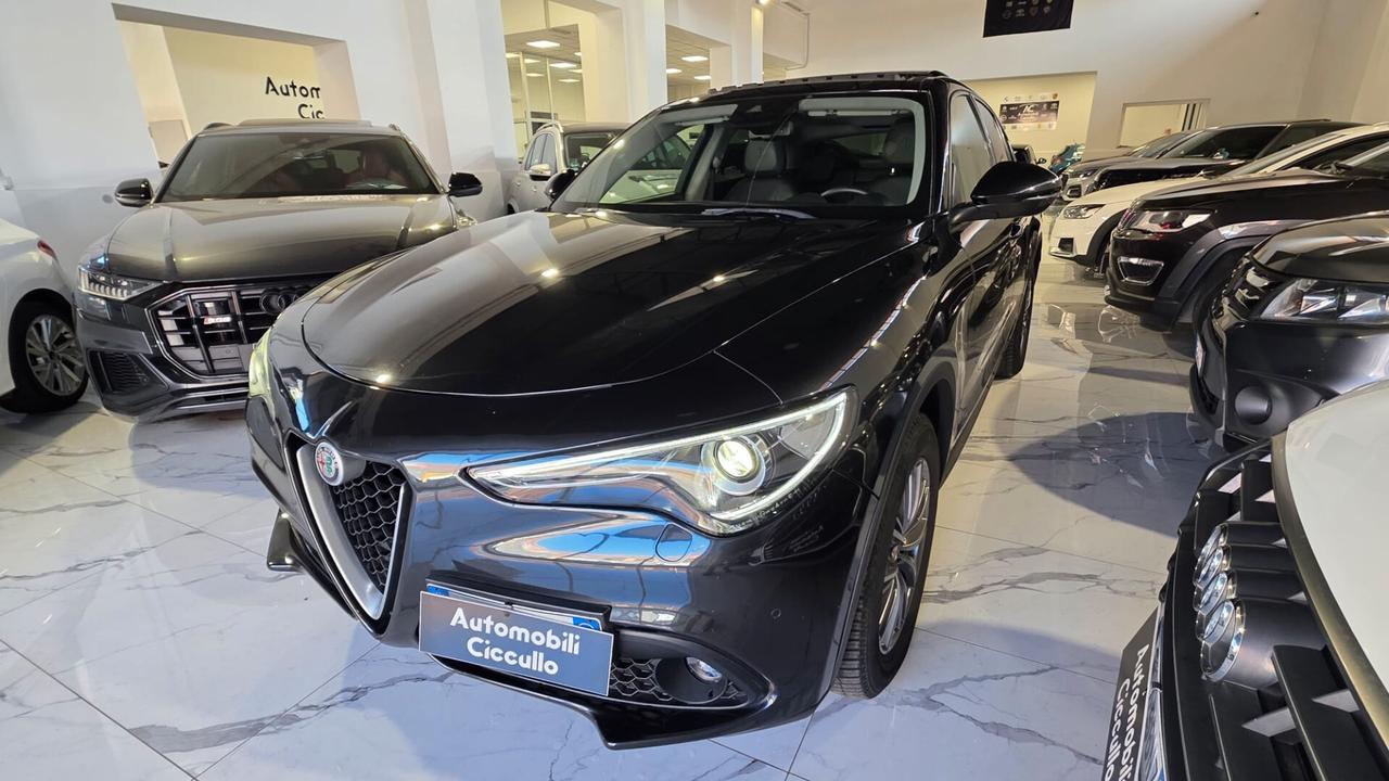 Alfa Romeo Stelvio 2.2 Turbodiesel 210 CV AT8 Q4 Executive