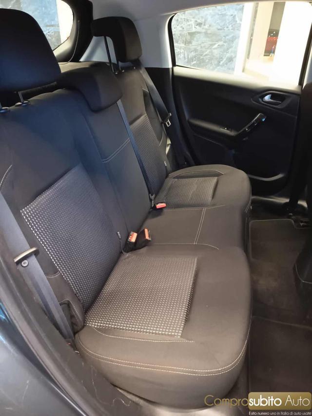 PEUGEOT 208 1.4 8V HDi 68CV 5p. Access