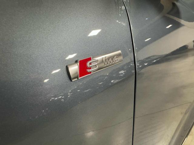 AUDI Q4 e-tron Q4 SPB 40 e-tron S line edition