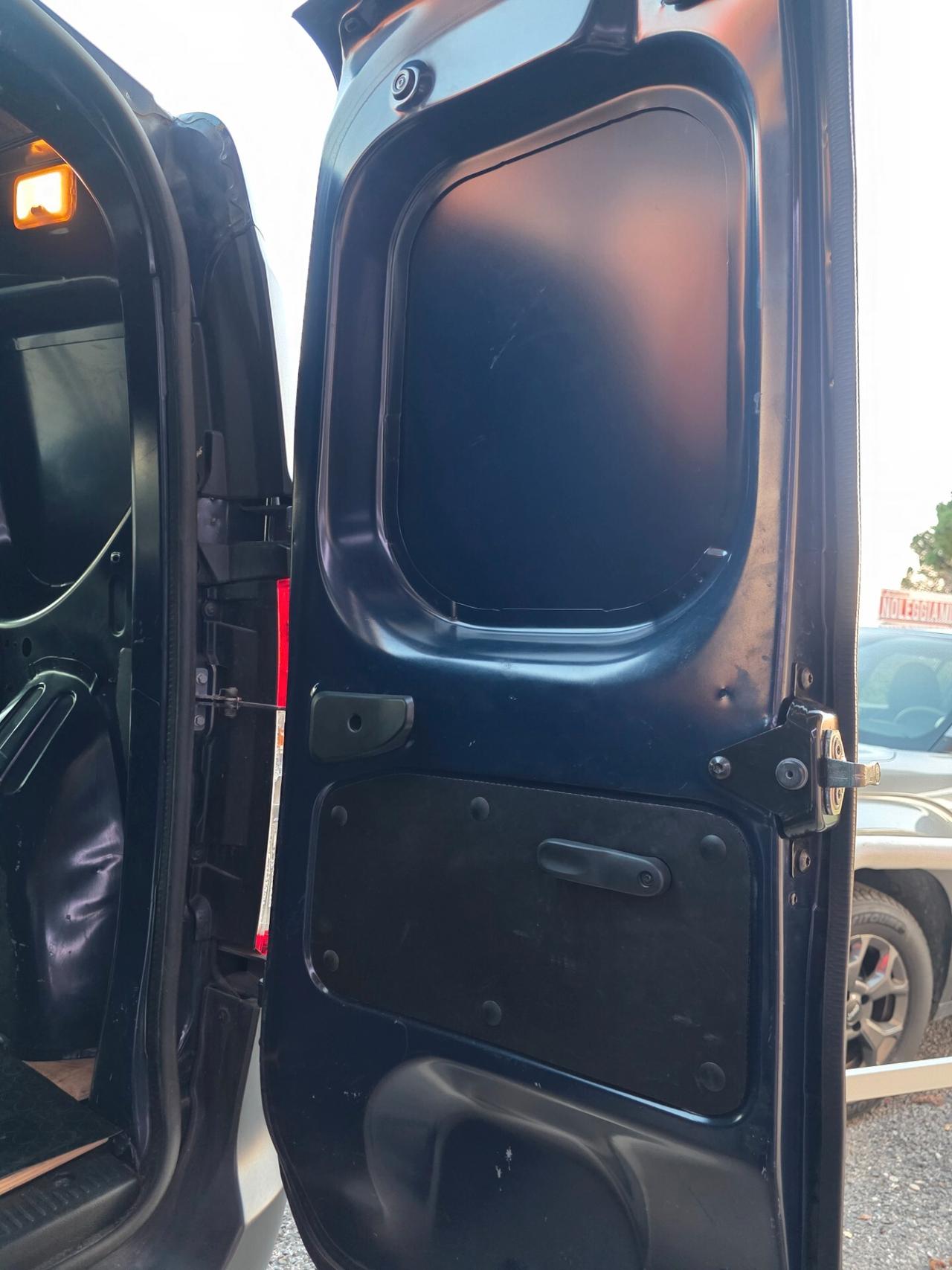 Dacia Dokker EXPRESS 1.6 SCe benzina GPL AMBIANCE