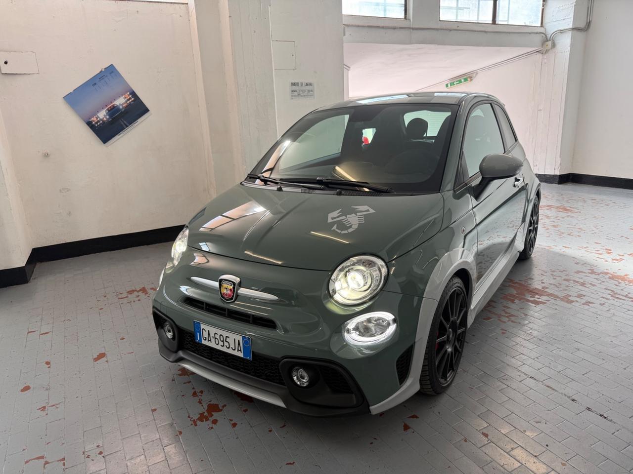 Abarth 695 1.4 Turbo T-Jet 180 CV 70°